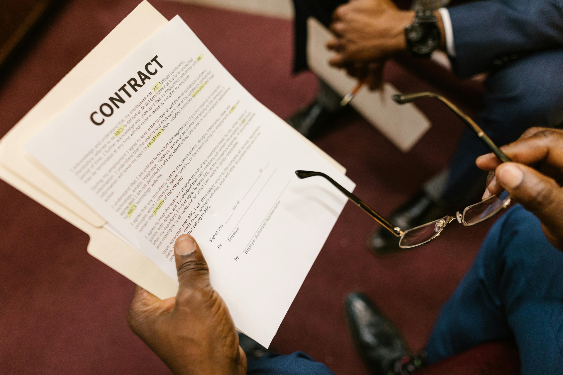Contract review and signature discussion